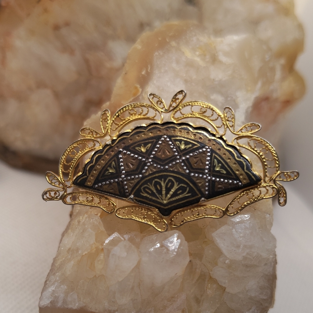 Damascene Fan Brooch With Trombone Clasp. Vintage.